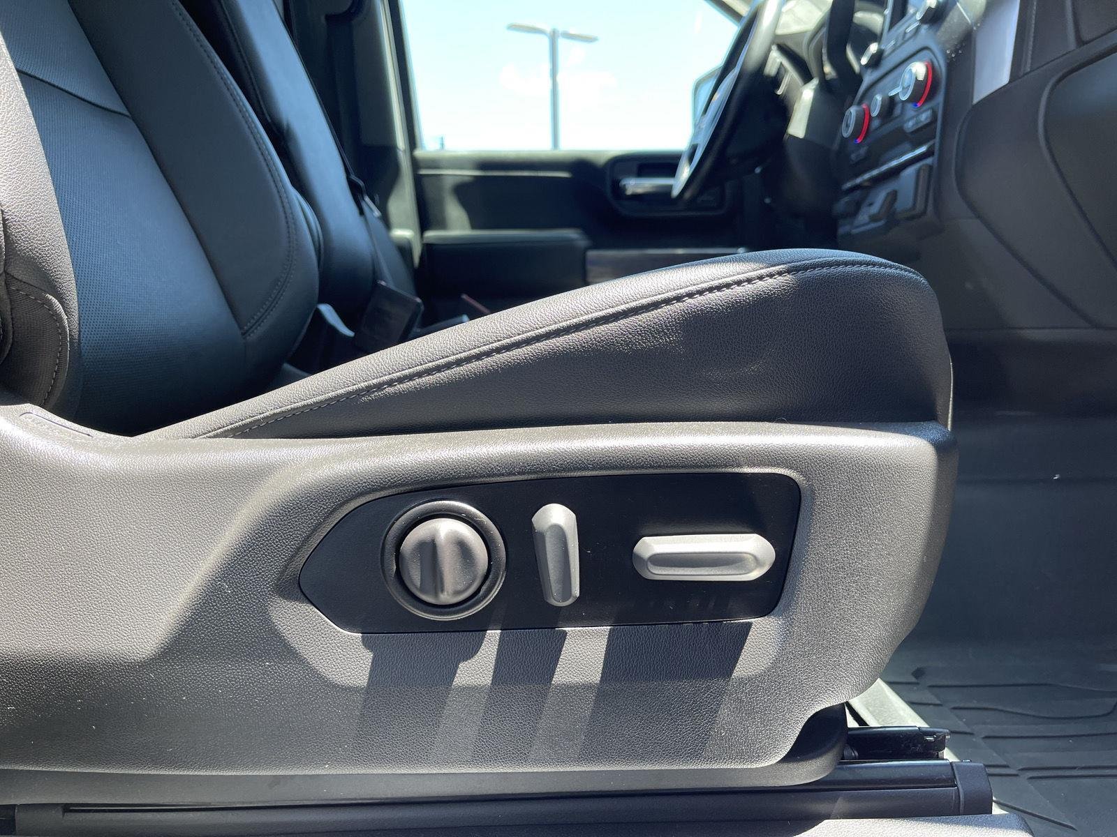Used 2022 Black Chevrolet LTZ image 33
