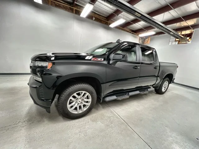 Used 2021 Black Chevrolet RST image 5
