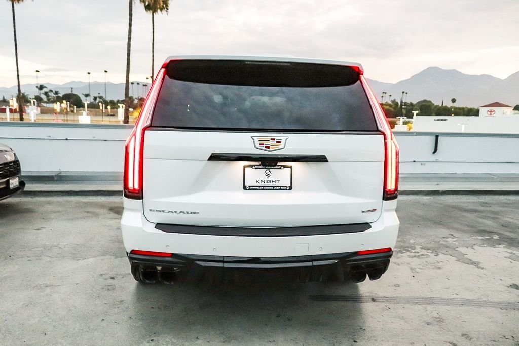 Used 2025 Crystal White Cadillac V-Series image 8