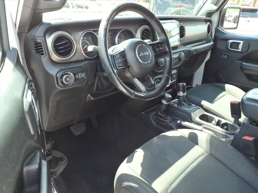Used 2018 White Jeep Unlimited Sport S image 14