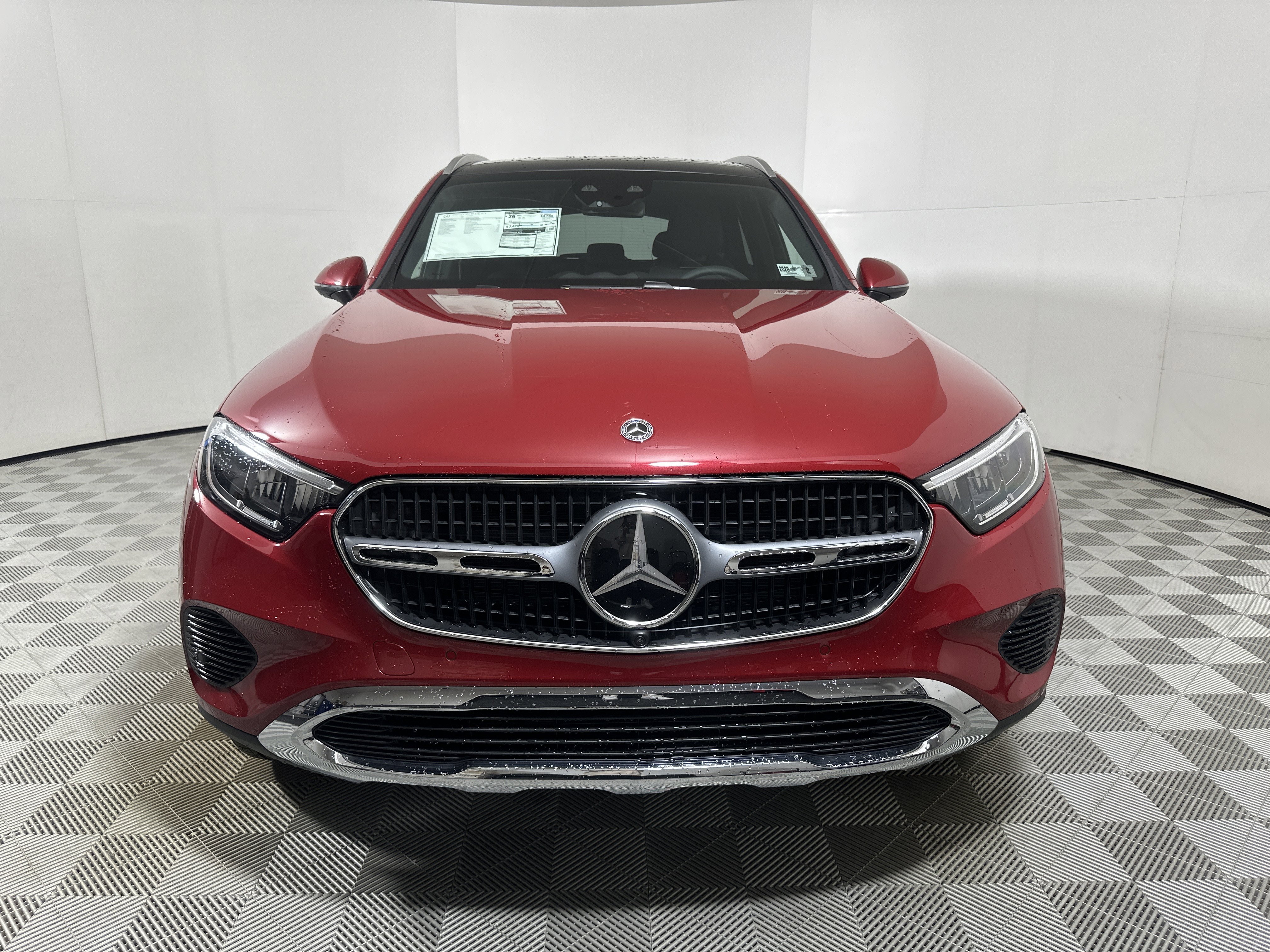 New 2026 MANUFAKTUR Patagonia Red Metallic Mercedes-Benz GLC 300 image 2