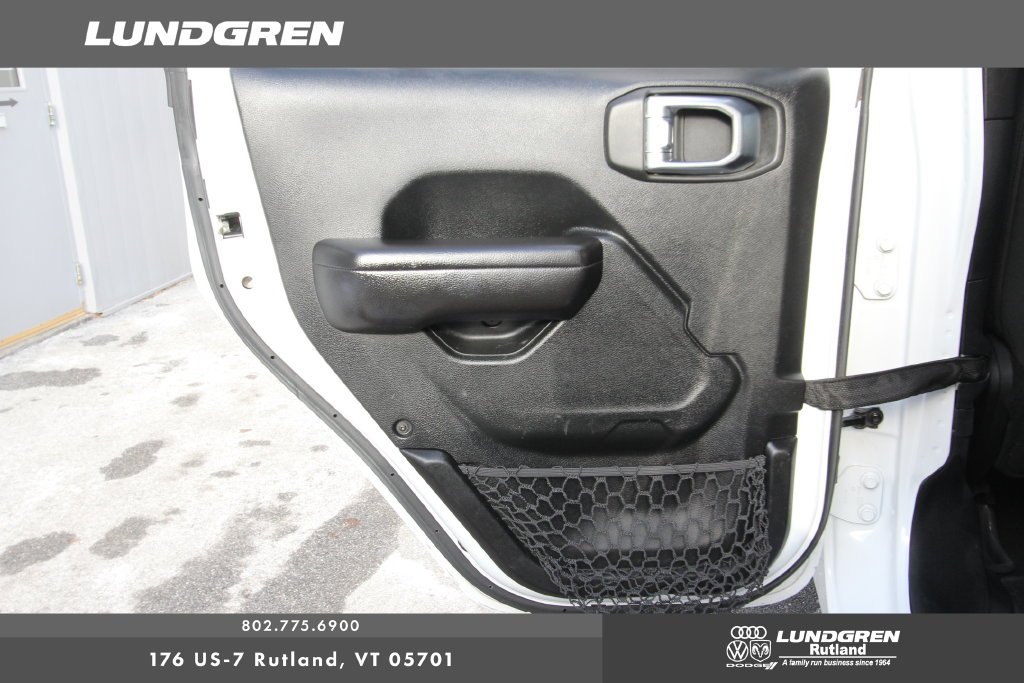 Used 2018 White Jeep Unlimited Sport S image 28