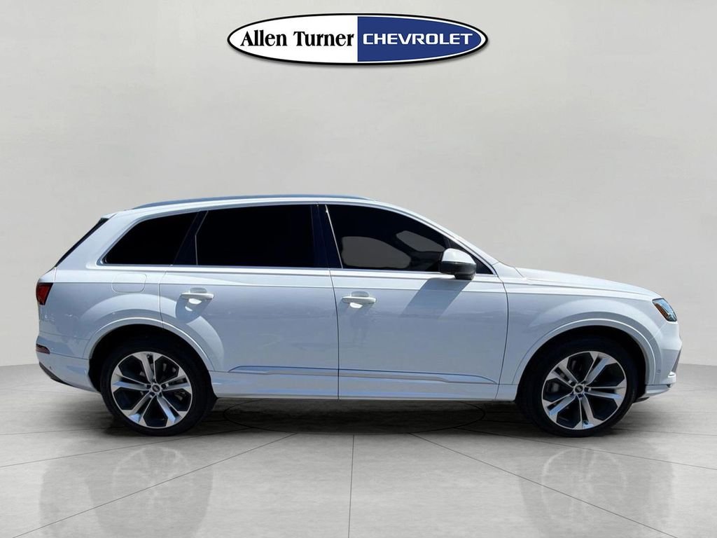 Used 2022 White Audi 55 Premium Plus image 3