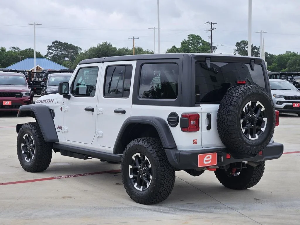 Used 2026 White Jeep Rubicon image 6