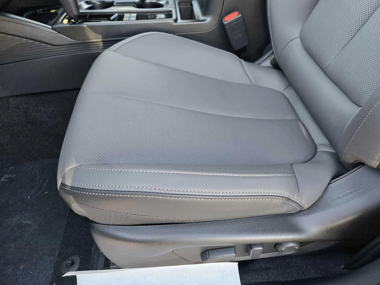 2026 Subaru Outback Limited - Photo 21