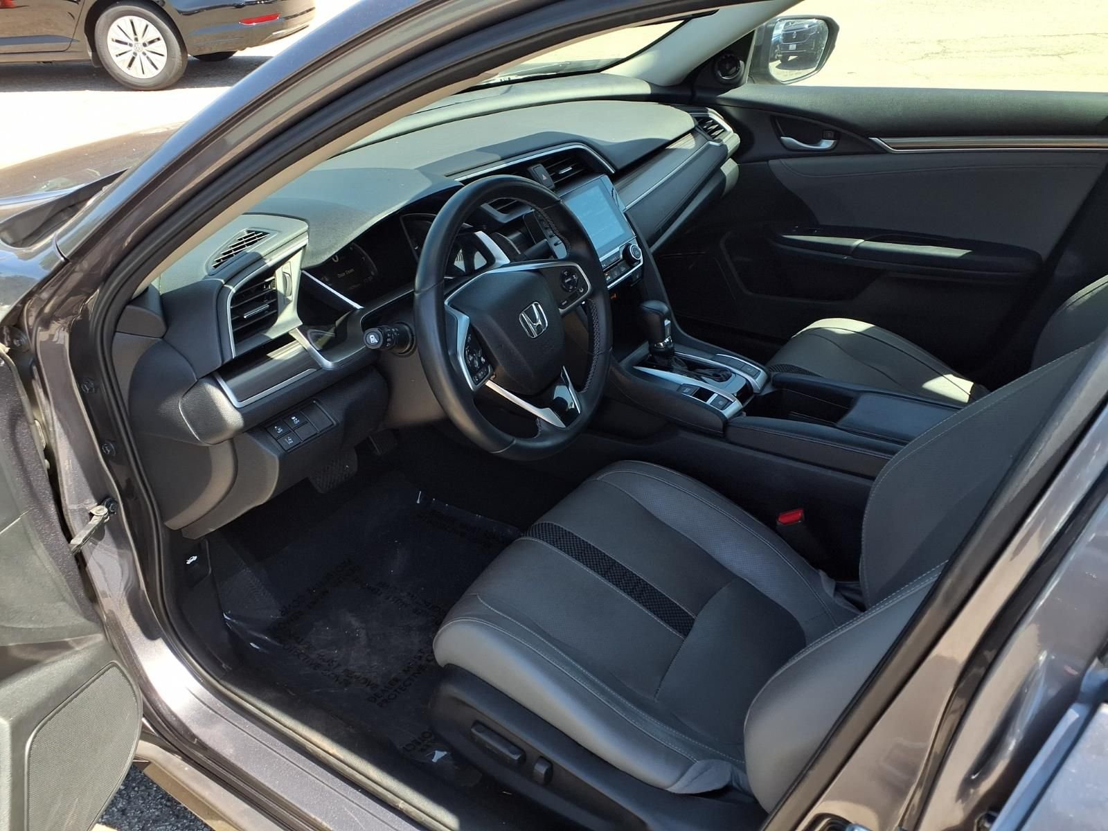 Used 2020  Honda EX-L image 15