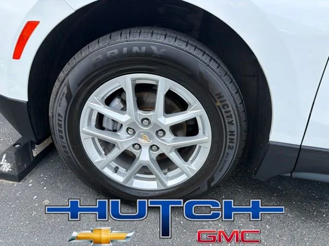 Used 2024 Summit White Chevrolet LS image 9
