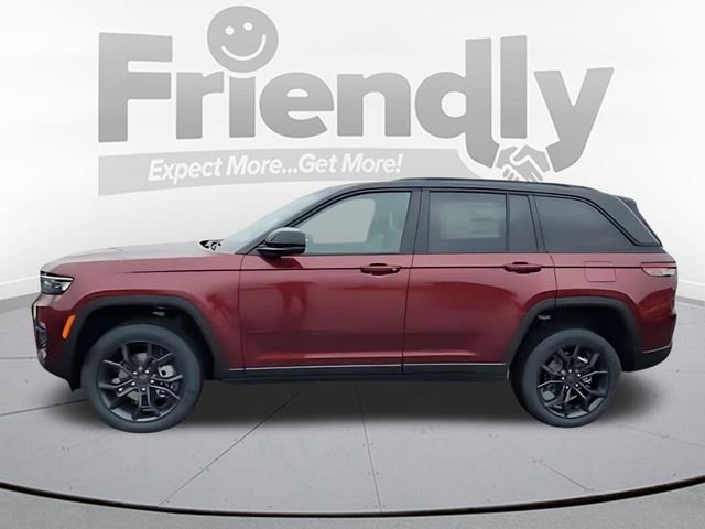 New 2025 Velvet Red Pearl-Coat Exterior Paint Jeep Limited image 2