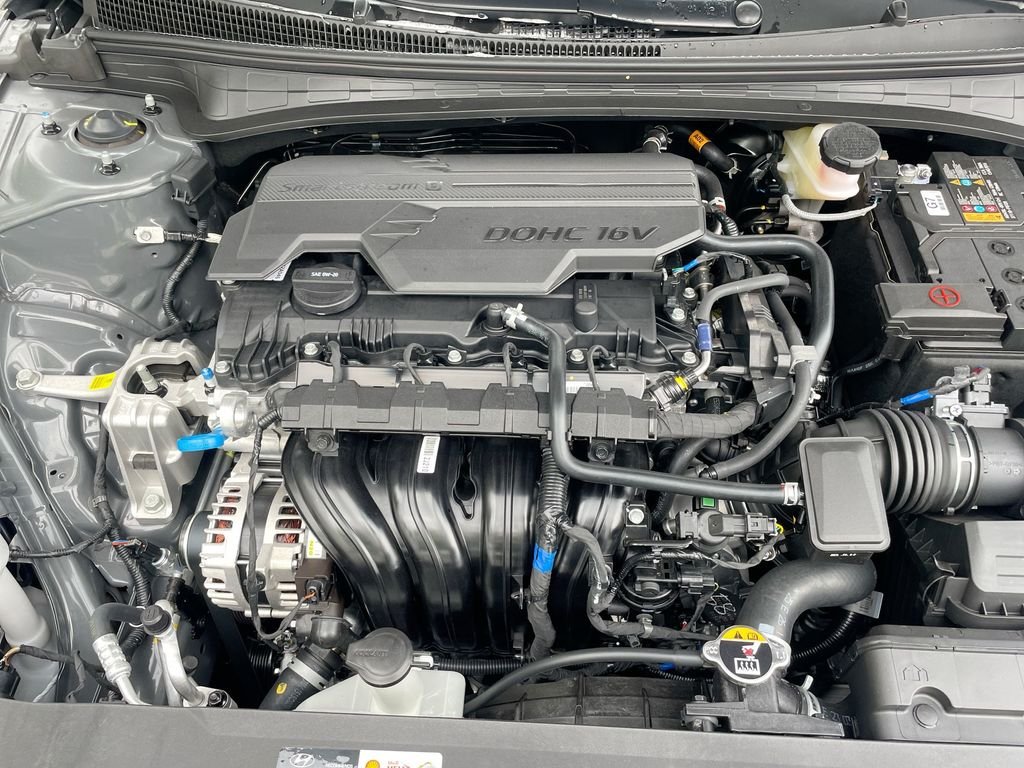 2025 Hyundai Elantra SE - Photo 51