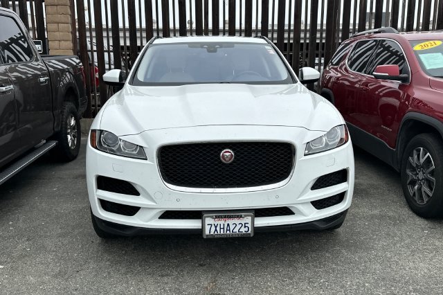 Used 2017 White Jaguar 20d Premium image 3