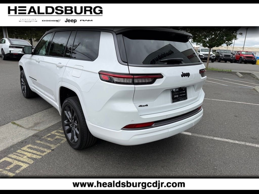 New 2026 Bright White Clear-Coat Exterior Paint Jeep Limited image 3