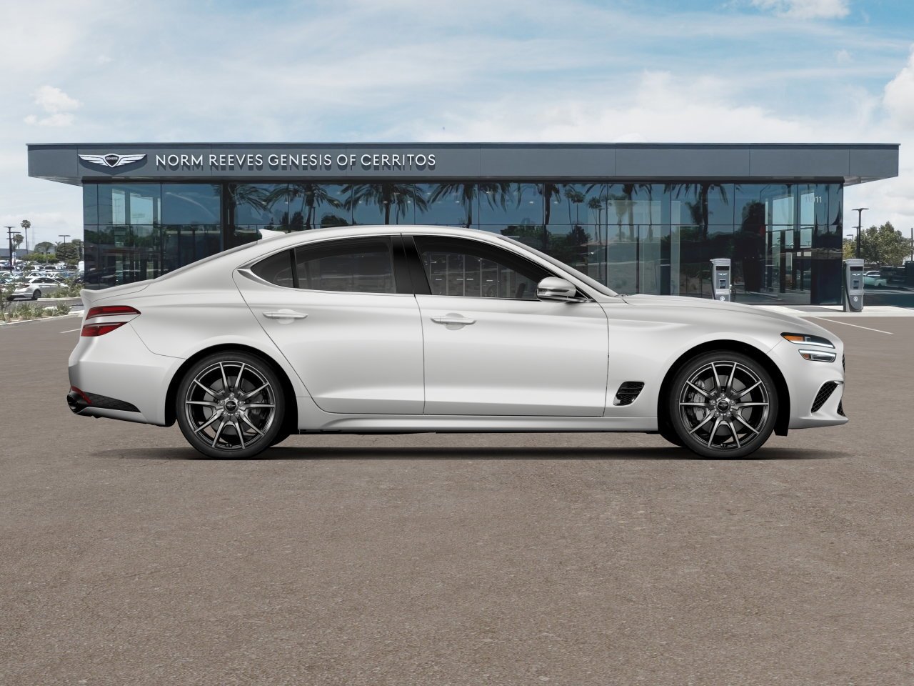 New 2026 Uyuni White Genesis 2.5T image 4