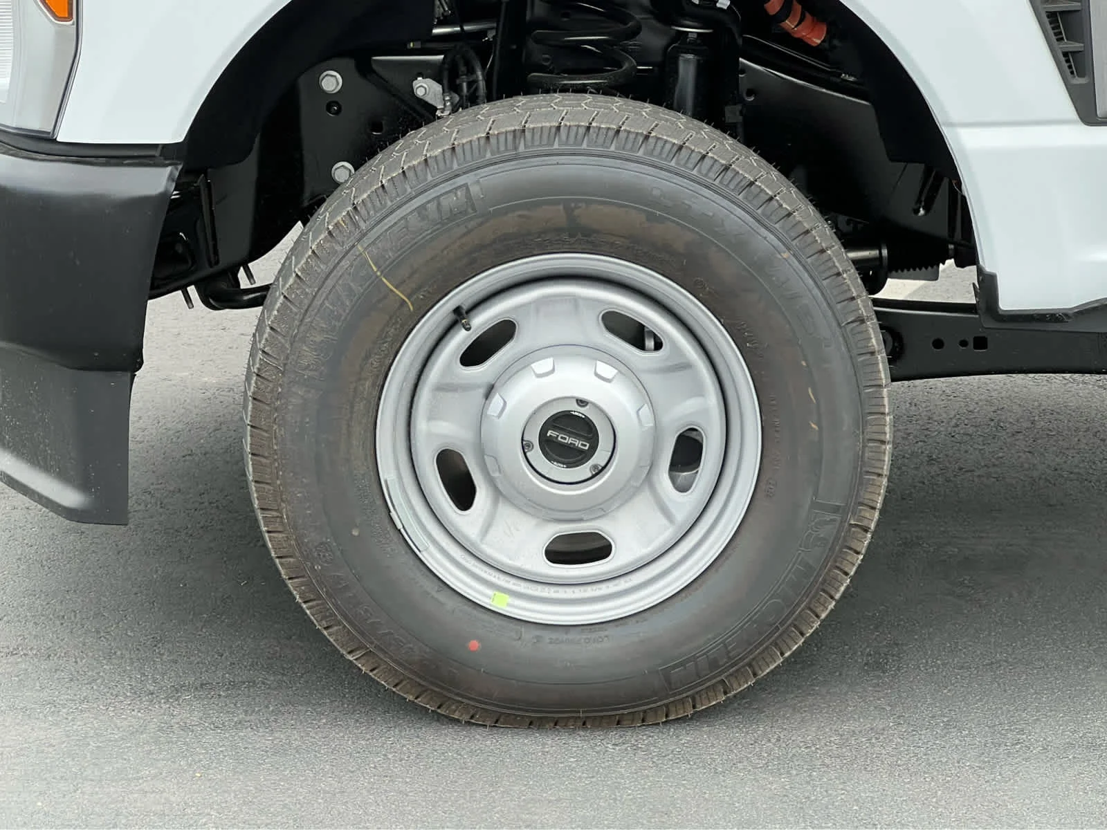 New 2026 Oxford White Ford F-350® XL image 13
