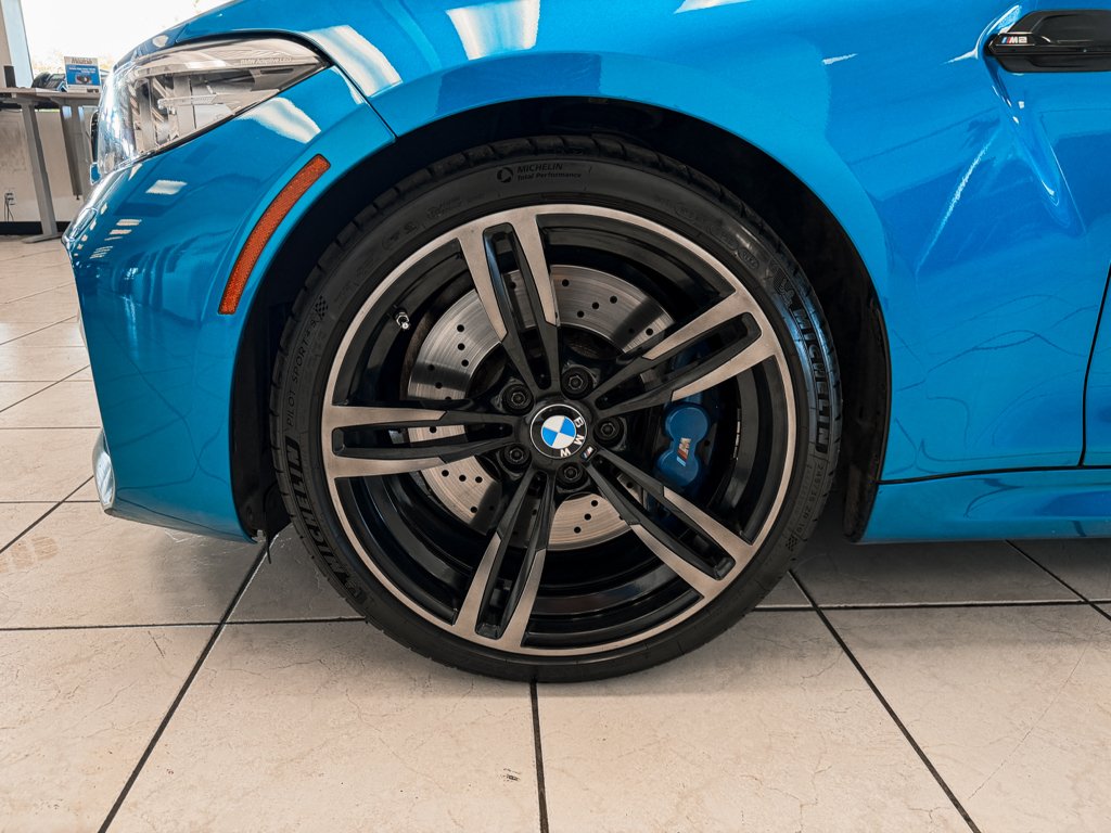 Used 2018 Long Beach Blue Metallic BMW Base image 5