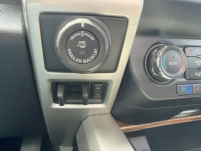 Used 2019 Silver Ford Lariat image 24