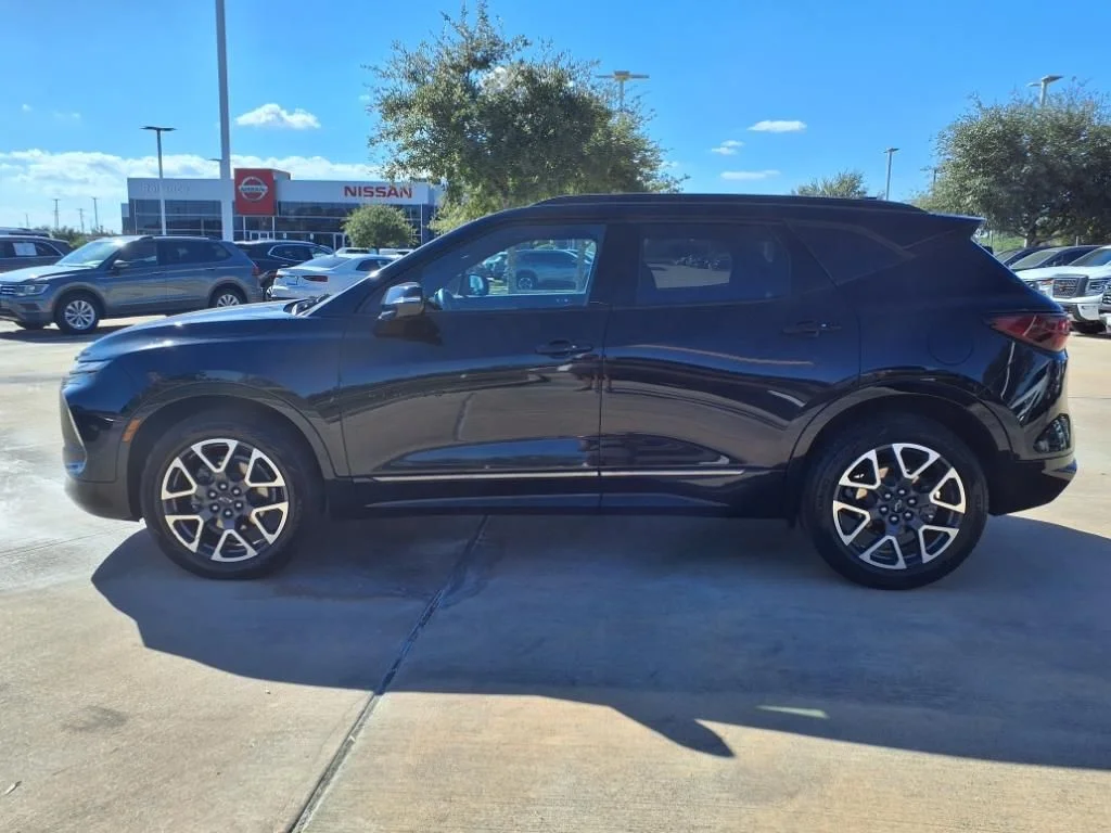 Used 2023 Black Chevrolet RS image 13