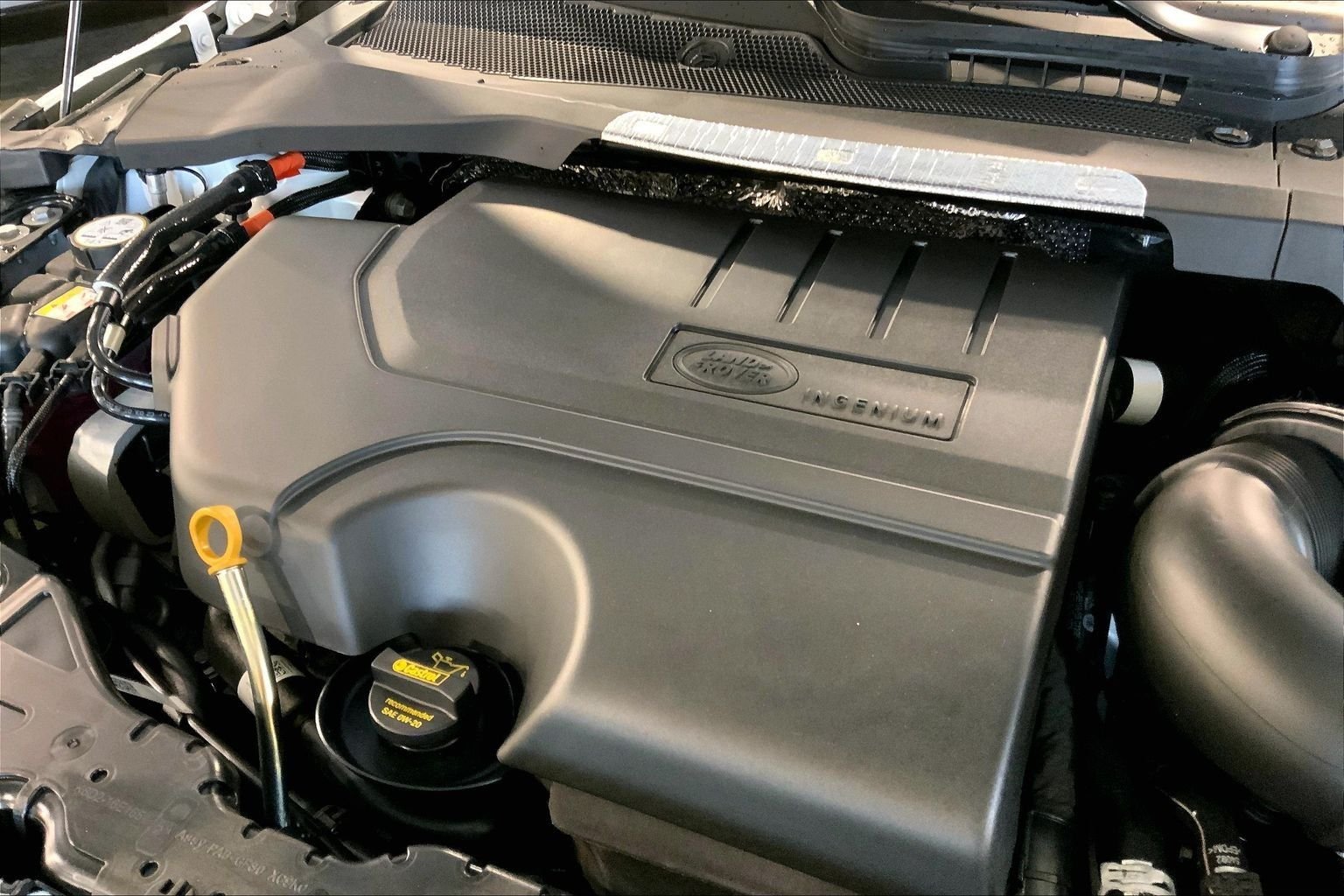 2026 Land Rover Range Rover Evoque Dynamic SE - Photo 17