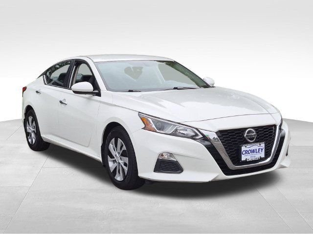 Used 2019 Nissan Altima S with VIN 1N4BL4BV0KC243086 for sale in Bristol, CT