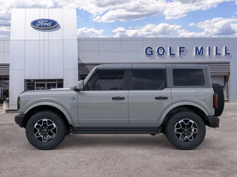New 2026 Avalanche Gray Ford Outer Banks image 2