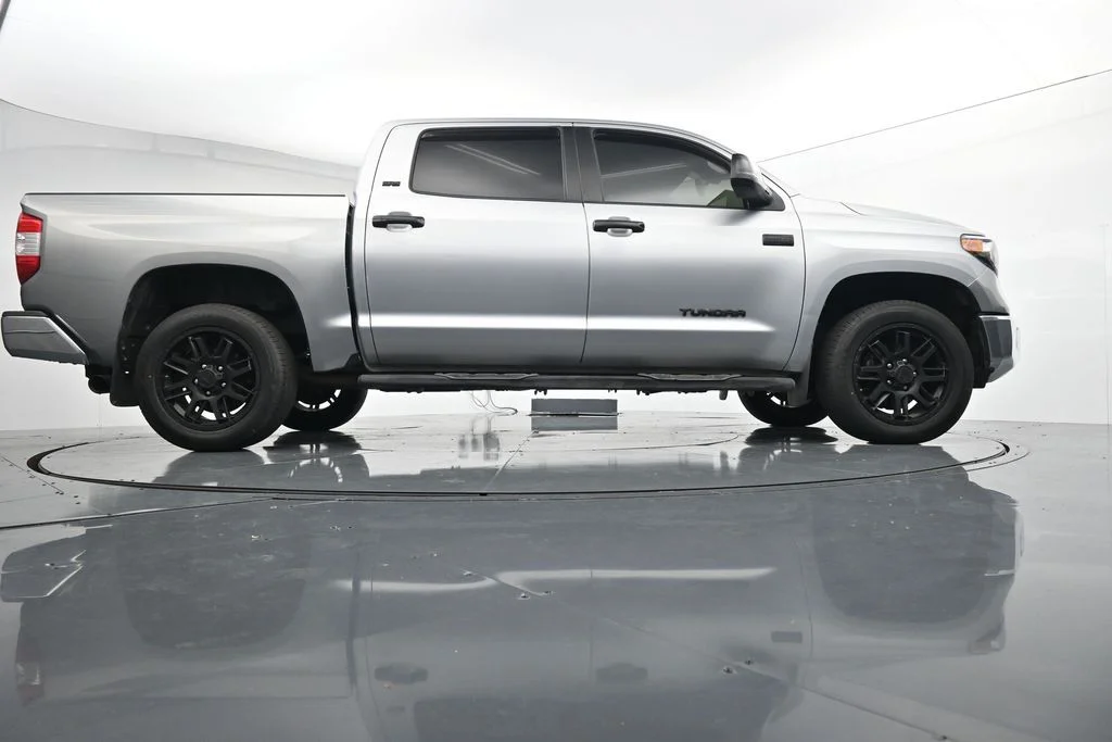 Used 2021 Silver Toyota SR5 image 35