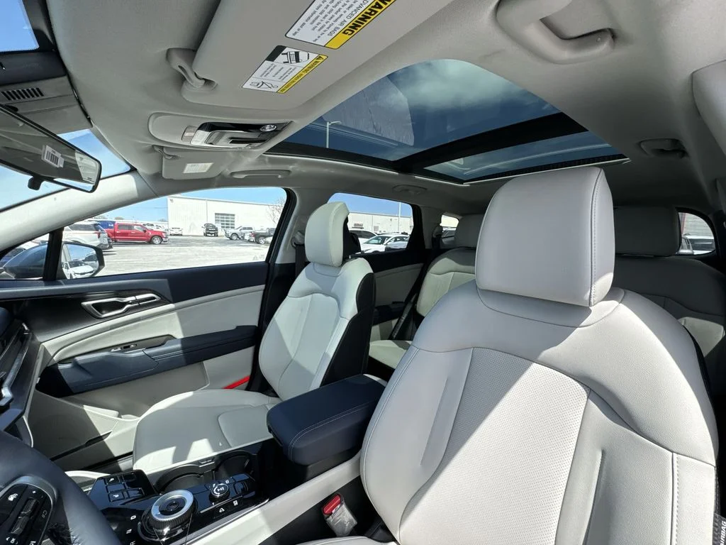 Used 2025 Blue Kia EX image 22