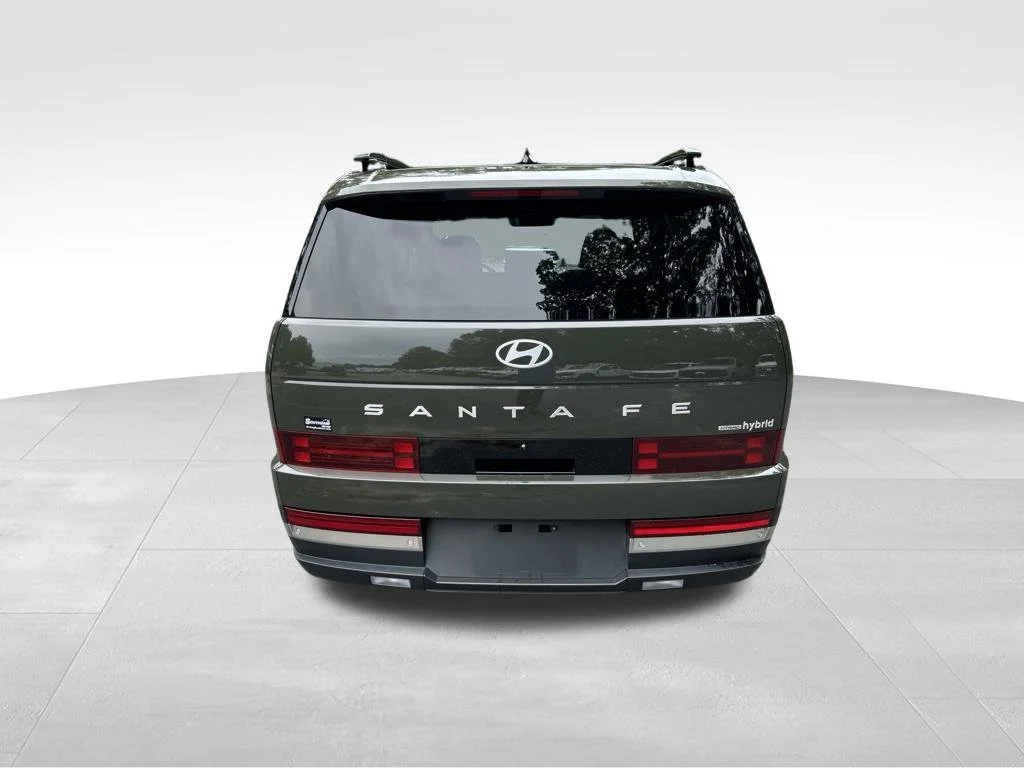 Used 2024 Green Hyundai Limited image 4