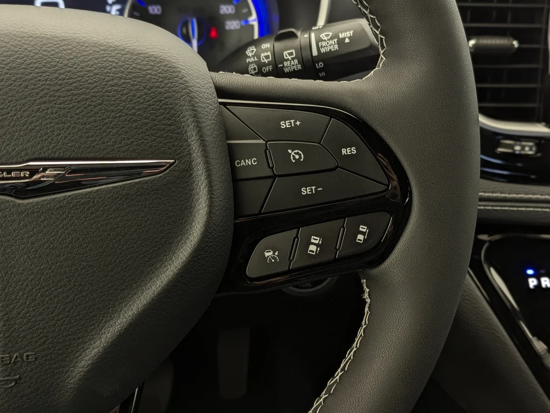 New 2026 Black Chrysler Select - - AWD - 3.6L Pentastar VVT V6 - S Appearance Pkg w/ 20 Whls & More! image 17