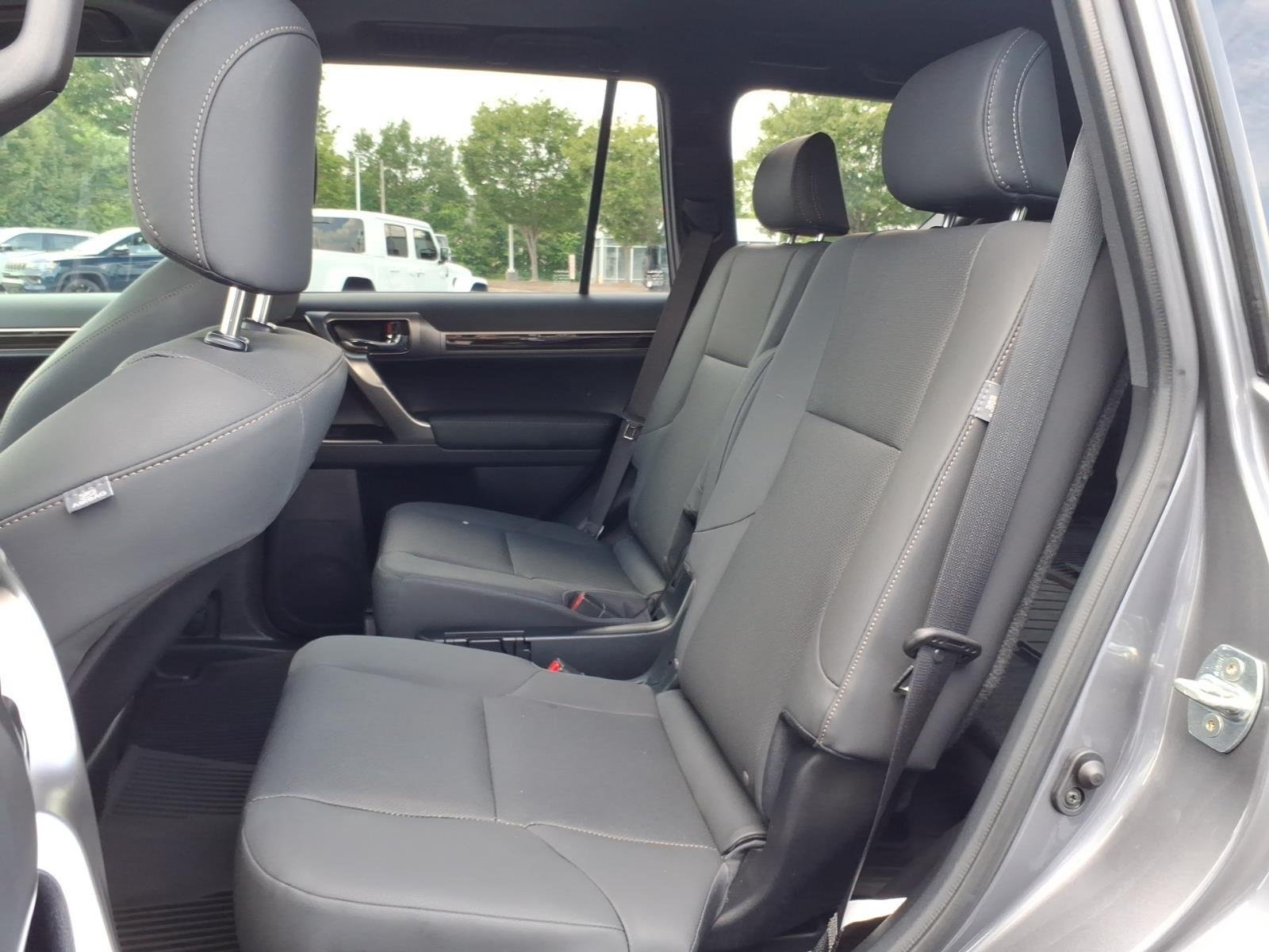Used 2023 Nebula Gray Pearl Lexus GX 460 Premium image 20