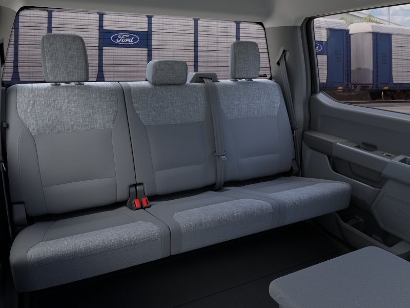 New 2026 Agate Black Metallic Ford XLT image 11