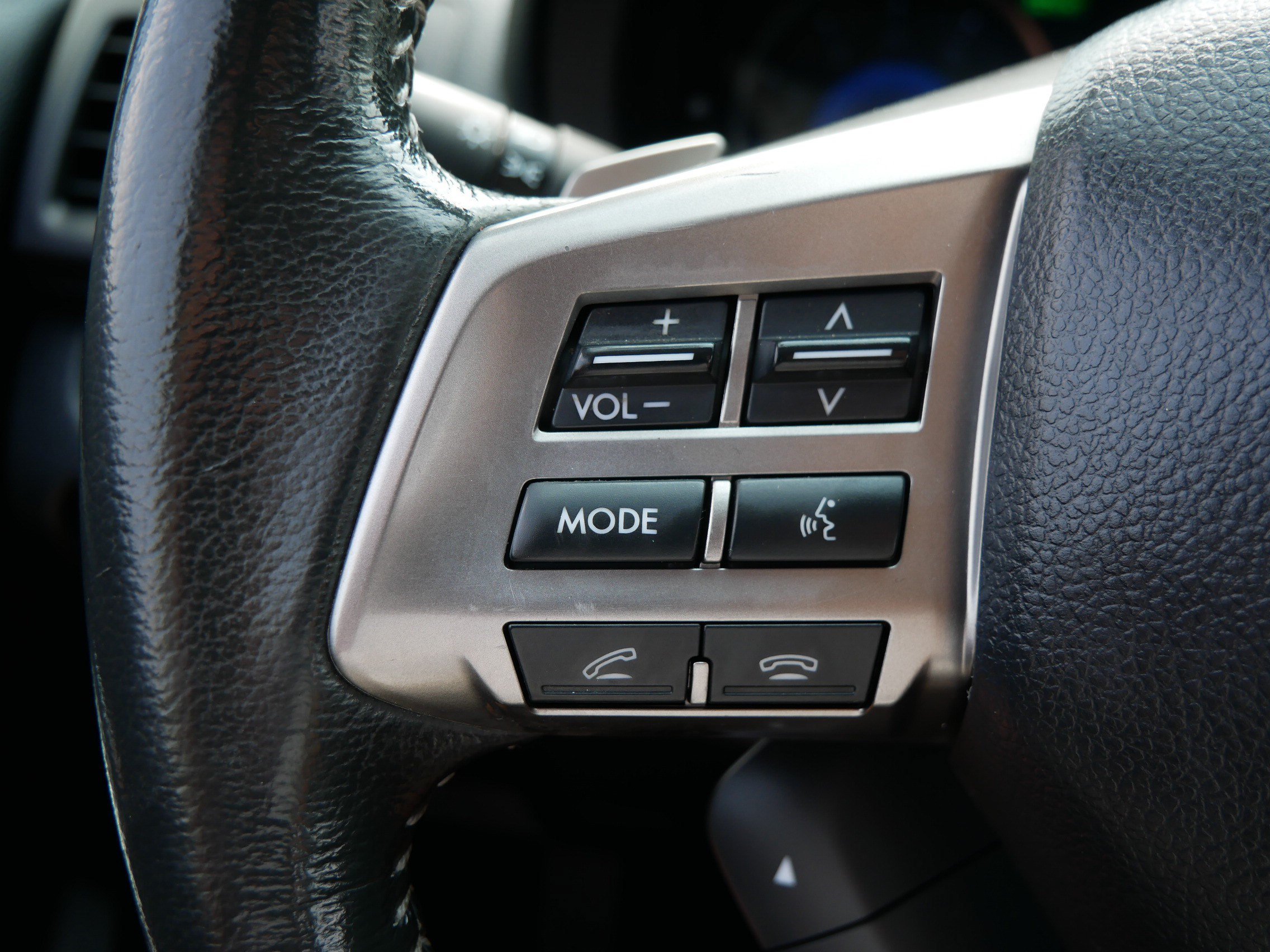Used 2014 Plasma Green Subaru Touring image 28