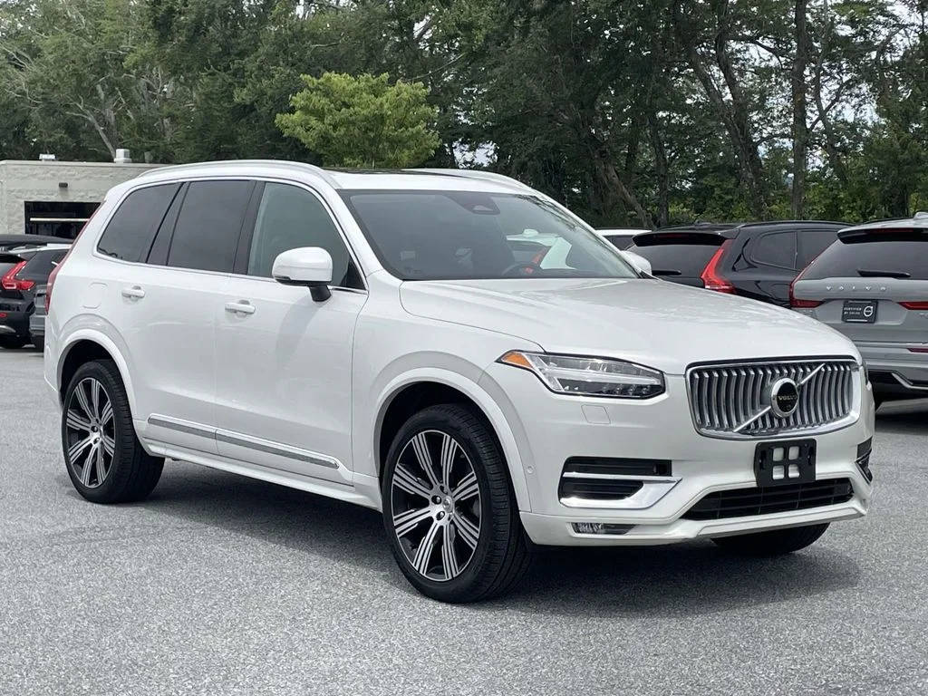 Certified Used 2023 Crystal White Volvo Ultimate image 1