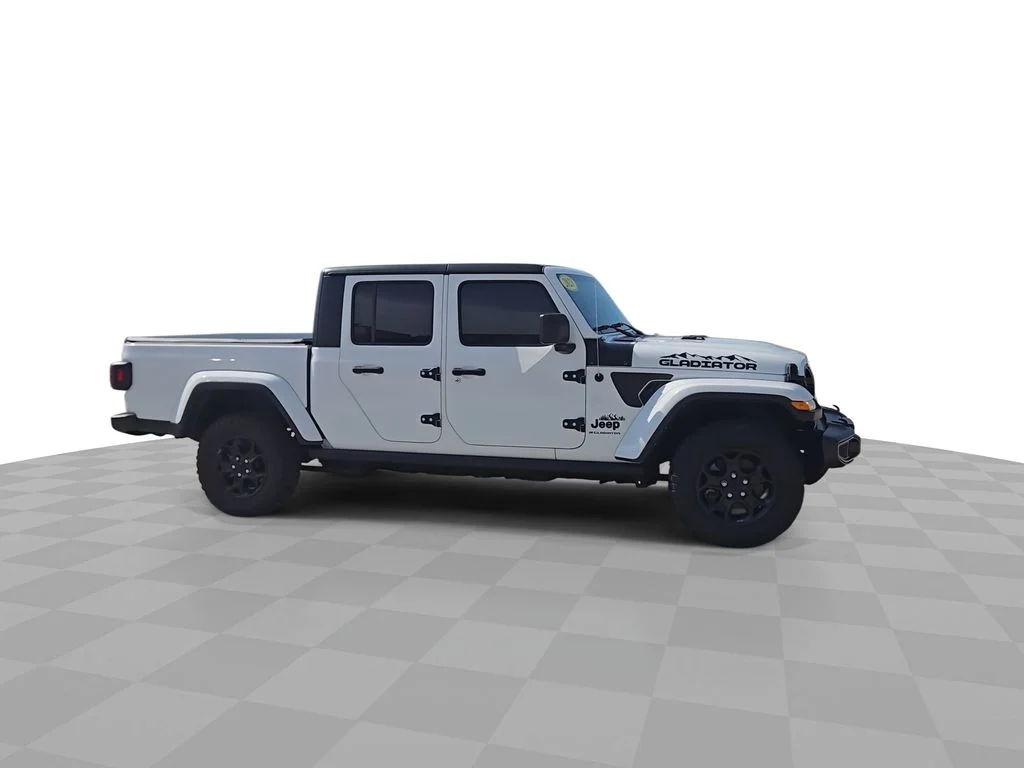 Used 2023 White Jeep Willys image 2