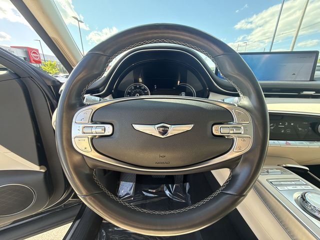 Used 2023 Black Genesis 2.5T image 14