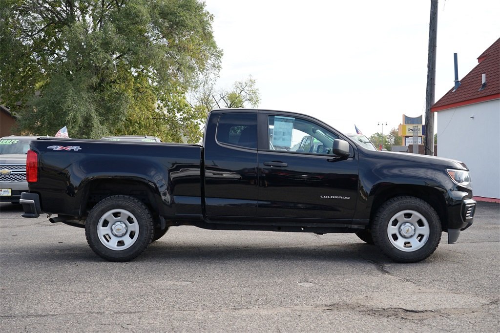 2022 Chevrolet Colorado Work Truck photo 2