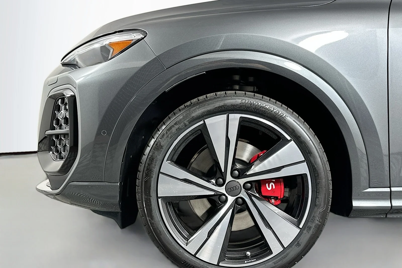 New 2026 Daytona Gray Metallic Audi Premium Plus image 11