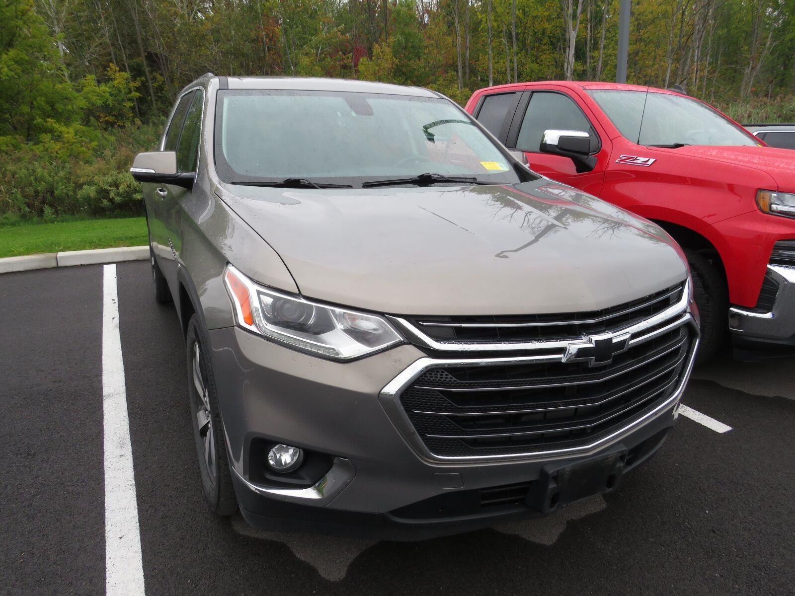 Used 2019 Pepperdust Metallic Chevrolet LT Leather image 3