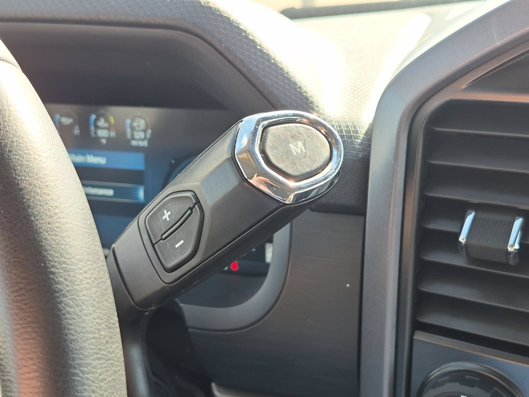 Used 2024 White Ford XLT image 25