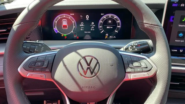 New 2026 White/off-white Volkswagen 2.0T SE R-Line Black image 14