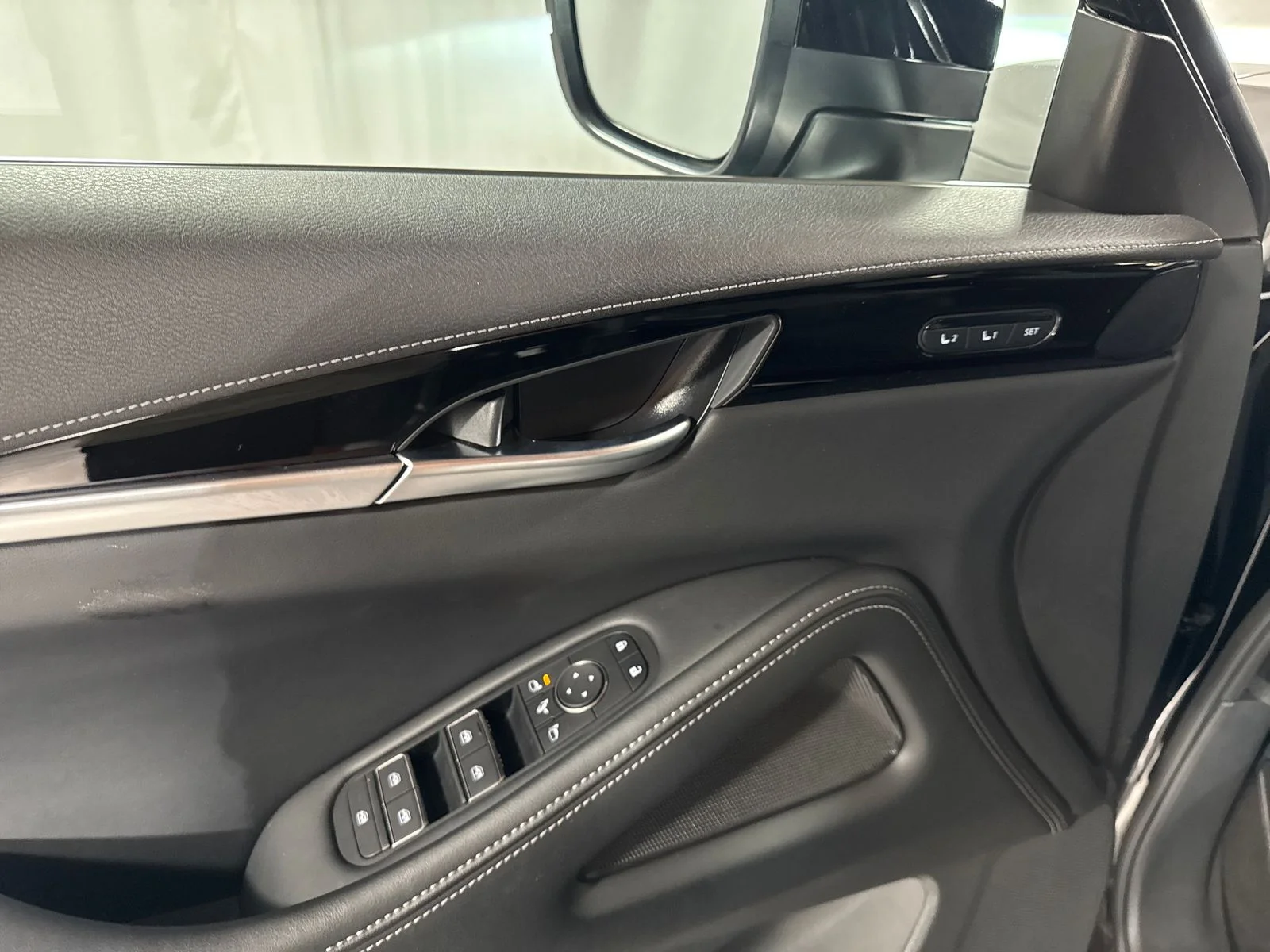 2025 INFINITI QX60 PURE - Photo 16