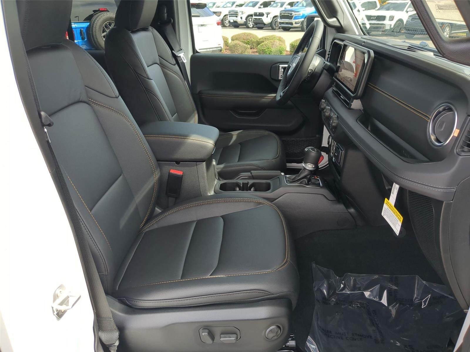 New 2026 Bright White Clearcoat Jeep Sahara image 30
