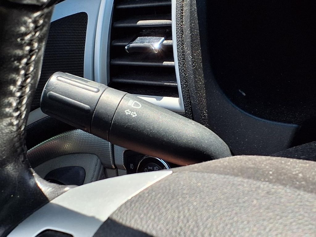 Used 2014 Gray Ford XLT image 22