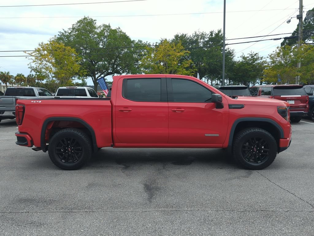 Used 2022 Cardinal Red GMC Elevation image 7