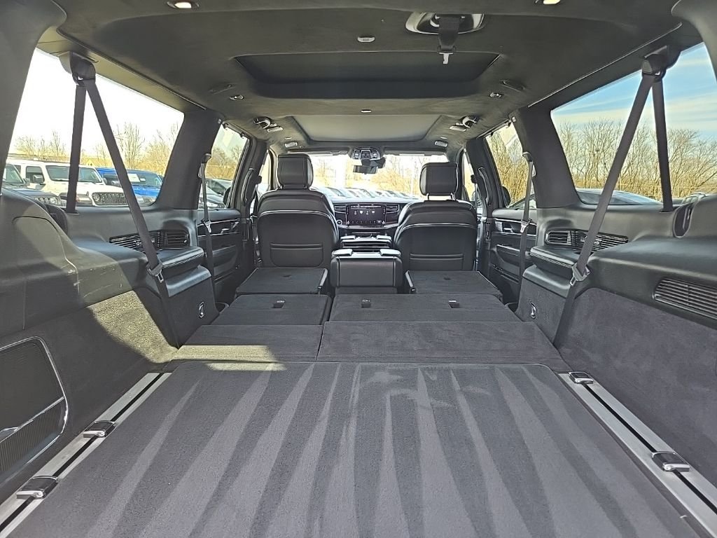 Used 2024 White/off-white Jeep Series II image 130