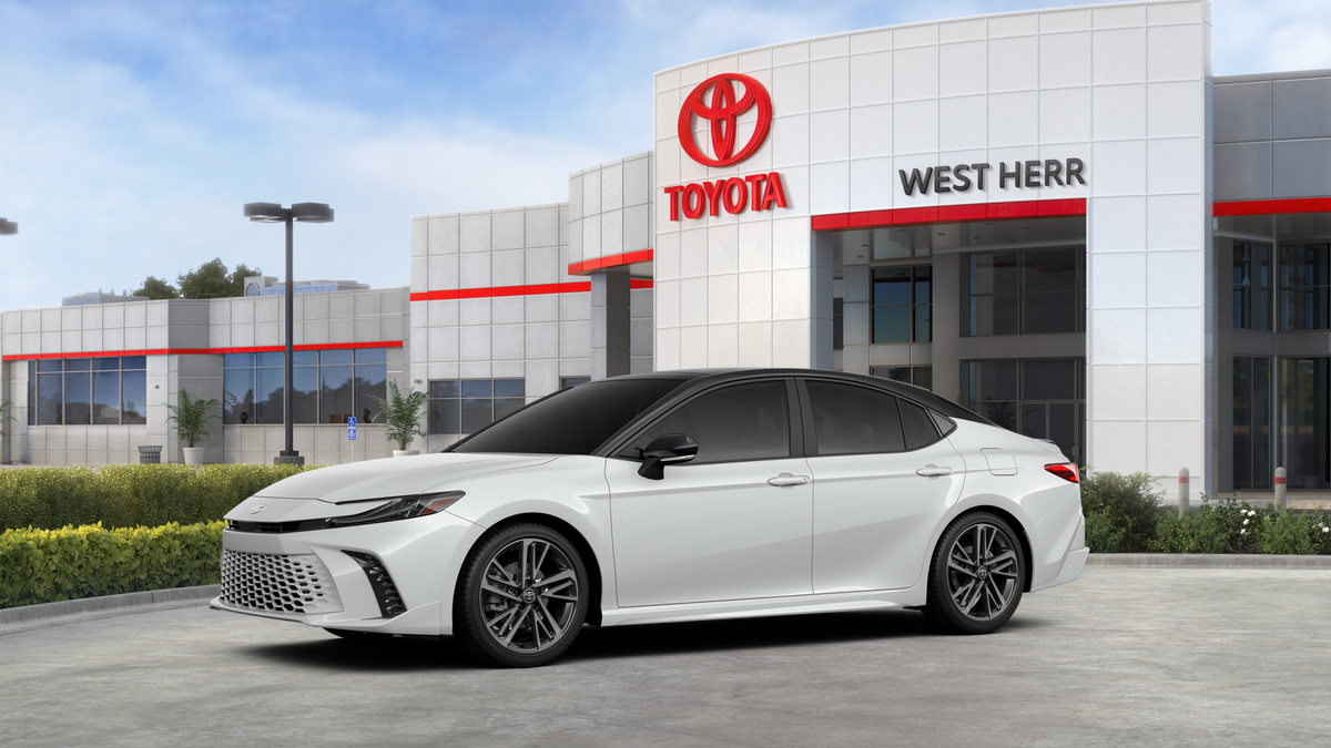2026 Toyota Camry XSE - Photo 32