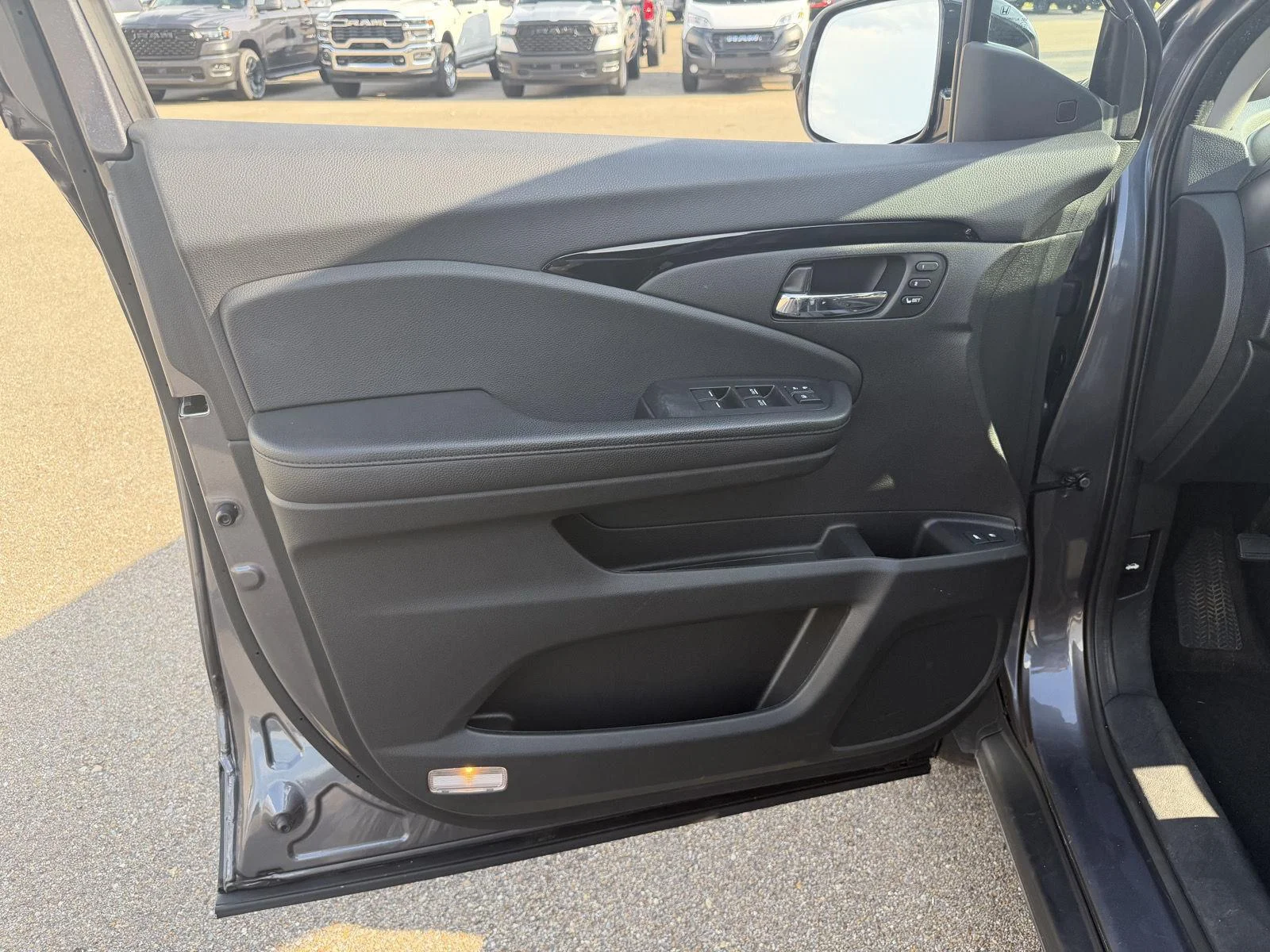 Used 2022 Modern Steel Metallic Honda Elite image 15