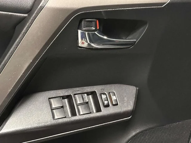 Used 2017 Magnetic Gray Metallic Toyota XLE image 13