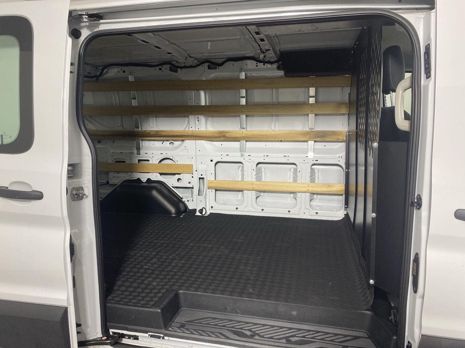 Used 2025 Oxford White Ford Base image 3