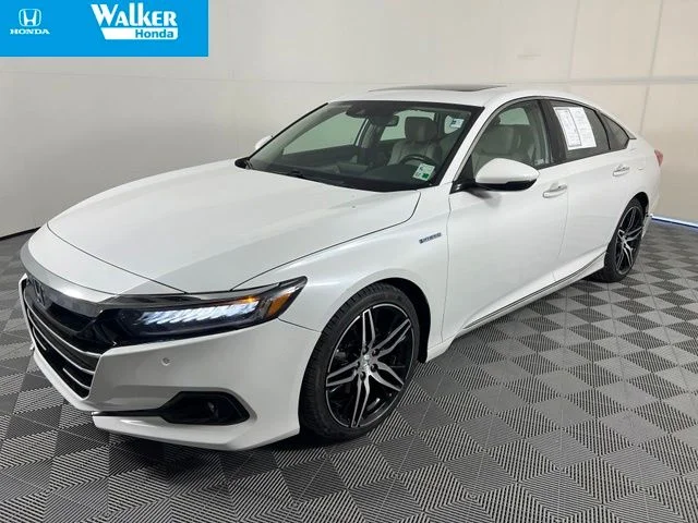 Used 2022 White Honda Touring image 3