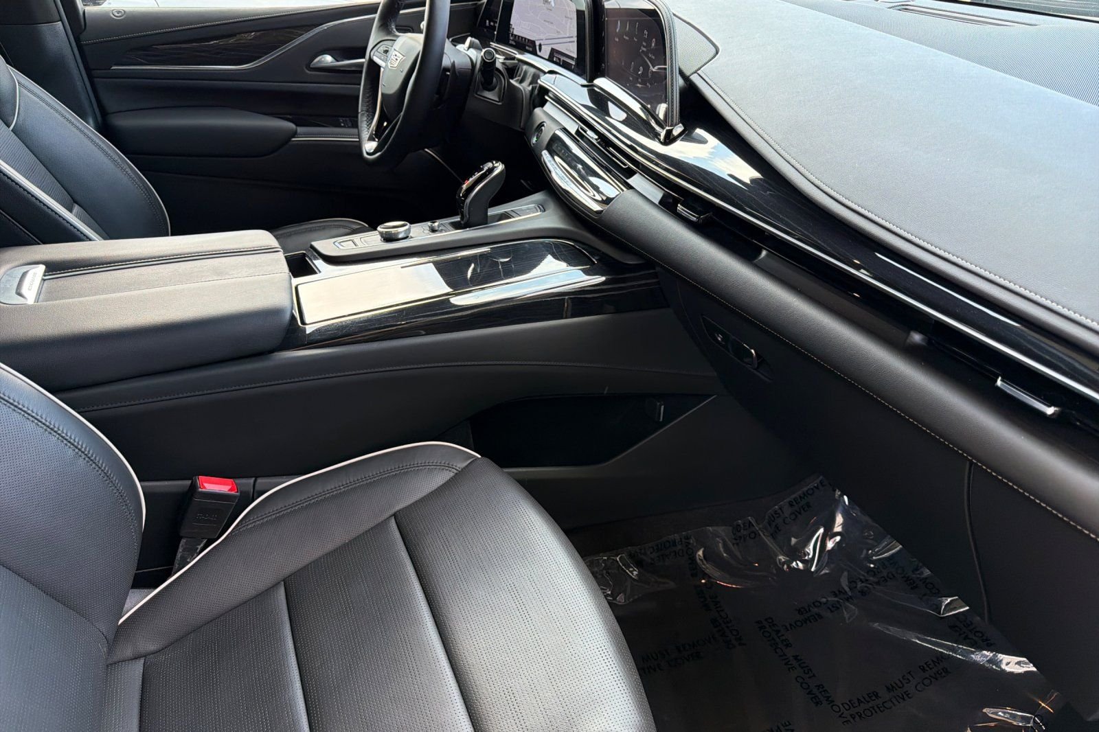 Used 2024 White Cadillac Sport image 16