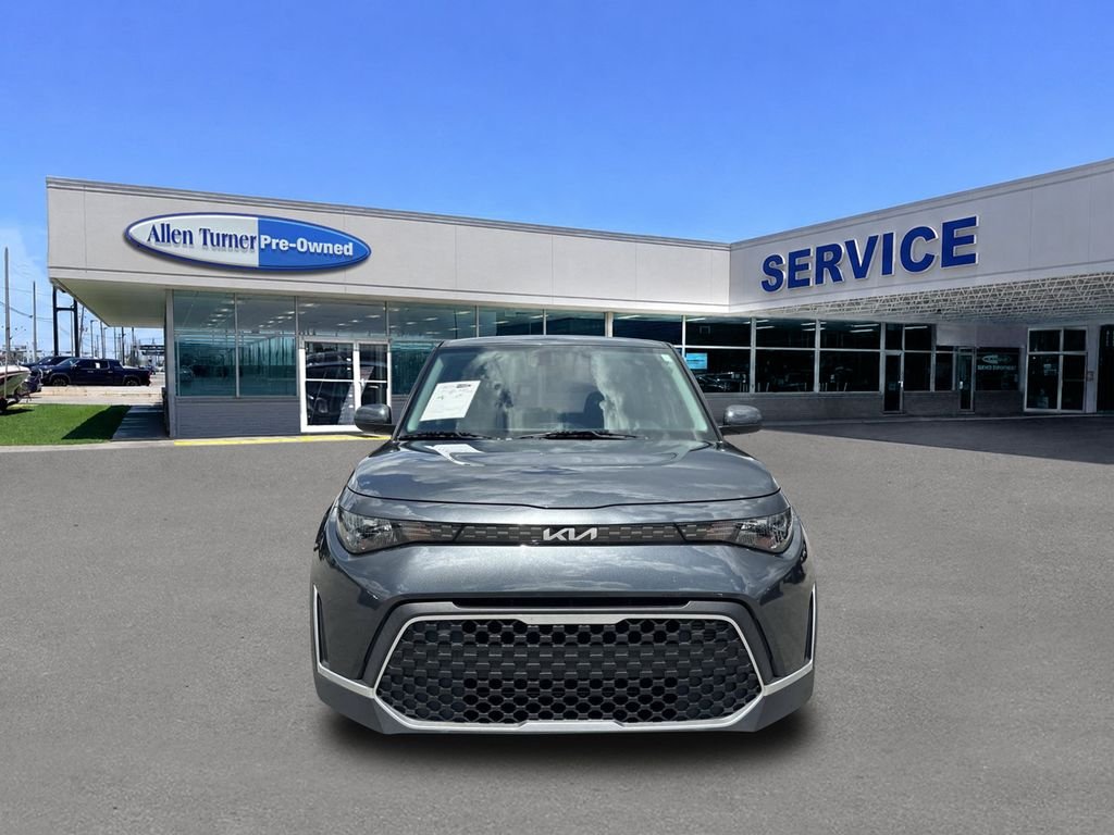 Used 2024 Gravity Gray Kia LX image 3